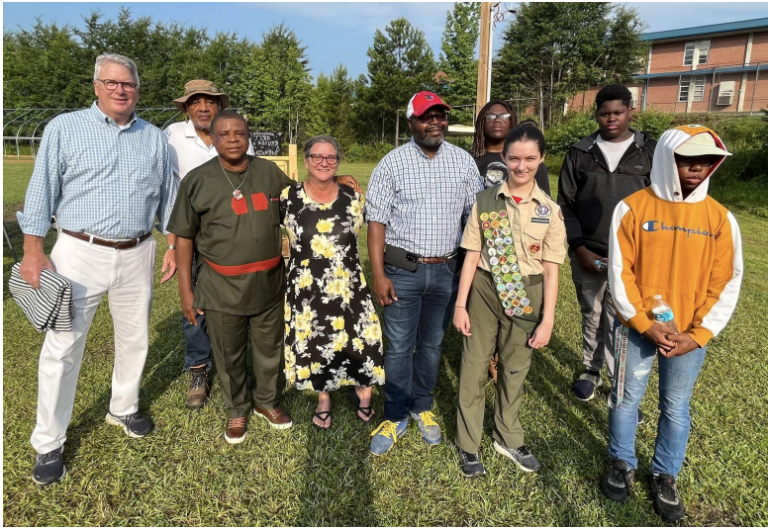LIBERIA SENATOR TOURS TURN AROUND COLUMBUS INITIATIVES
